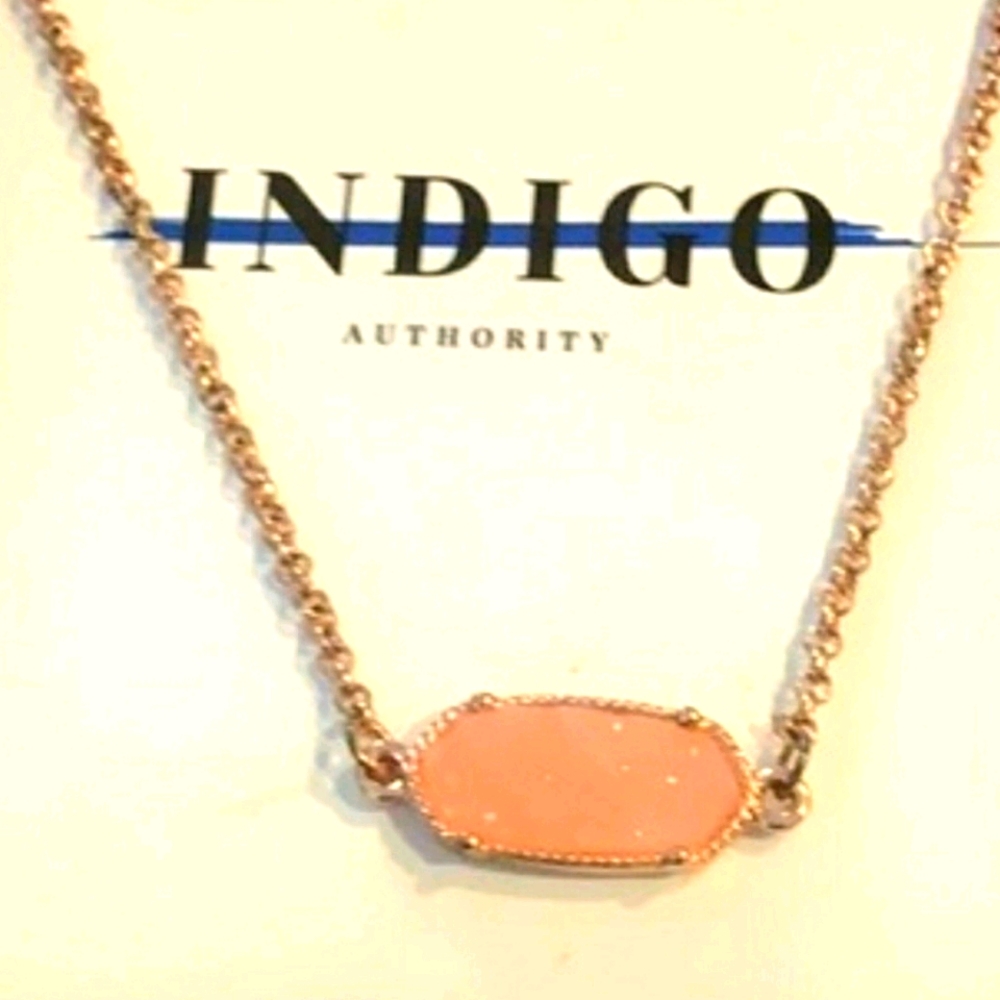 New!! Indigo Authority mila peach quartz bracelet.